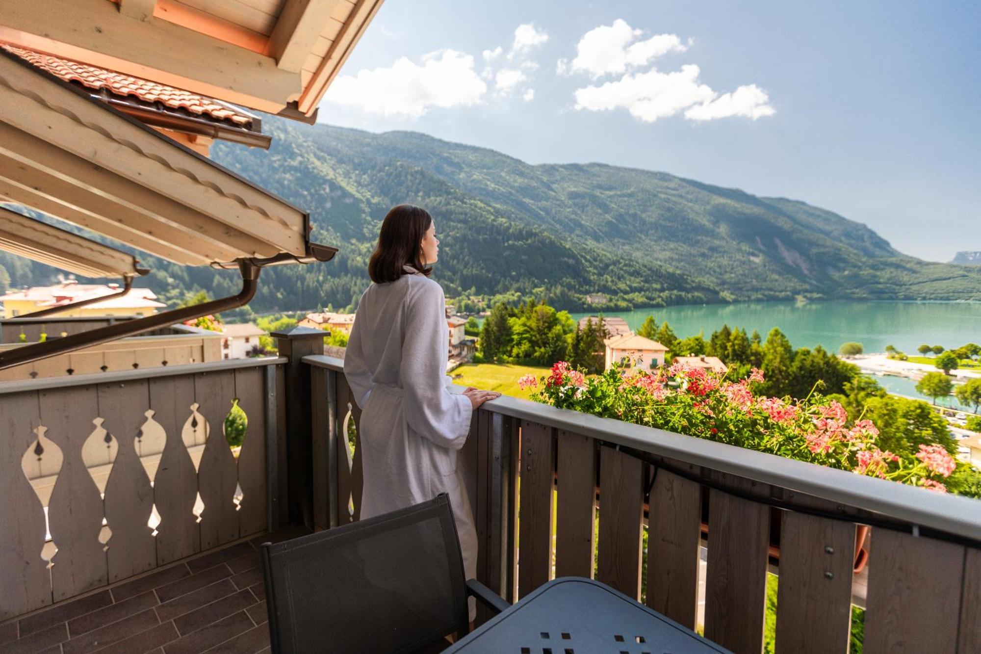 Alpenresort Belvedere Molveno Exterior foto